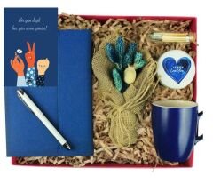 Kadınlar Günü Hediye Kutusu