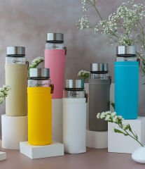 Middle Renkli Kılıf 550 ml Cam Matara