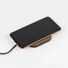 Hugo Boss - Kablosuz Şarj Cihazı Ikonik Camel