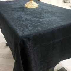 Kadife Masa Örtüsü