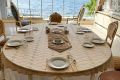 Pötikareli Masa Örtüsü