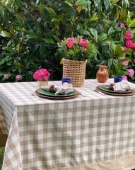 Pötikareli Masa Örtüsü